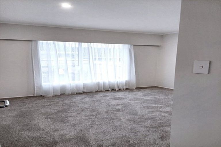 Photo of property in 1/166 Pigeon Mountain Road, Half Moon Bay, Auckland, 2012