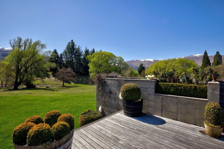 Photo of property in 9 Rutherford Road, Lake Hayes, Queenstown, 9371