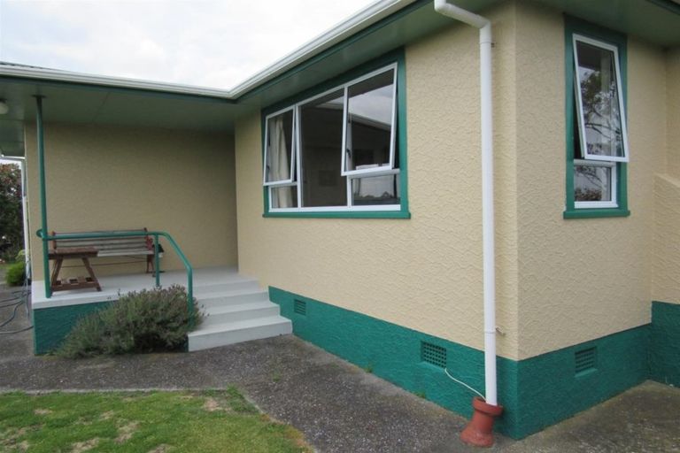 Photo of property in 43 Fookes Street, Waverley, 4510