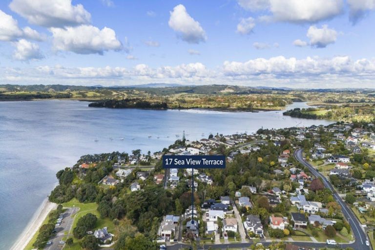 Photo of property in 17 Sea View Terrace, Cockle Bay, Auckland, 2014