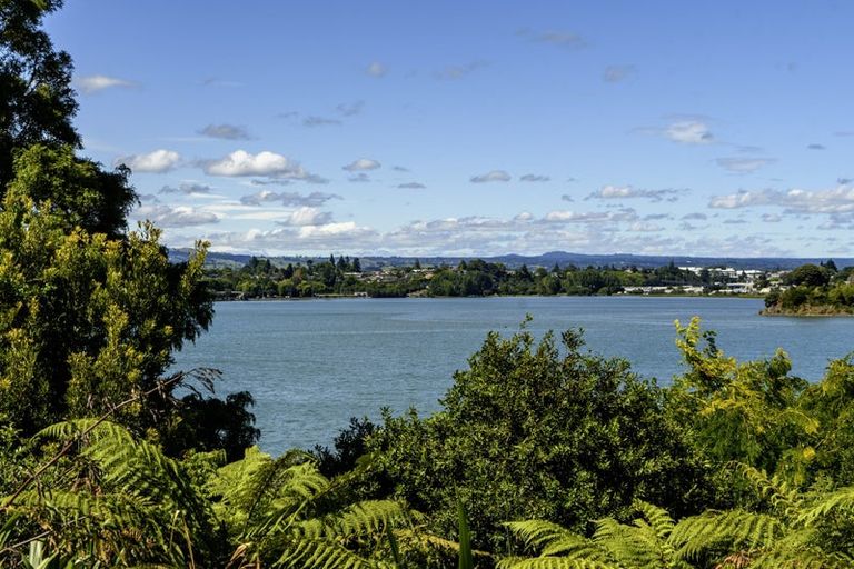 Photo of property in 15 Roderick Street, Otumoetai, Tauranga, 3110