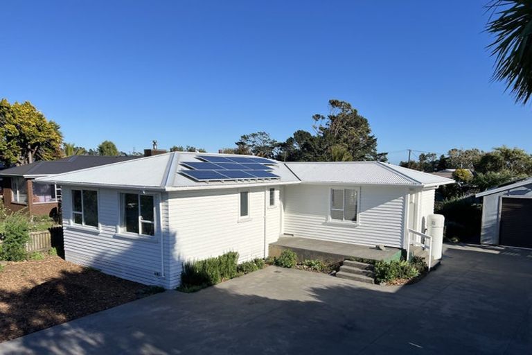 Photo of property in 368 South Road, Omata, New Plymouth, 4374