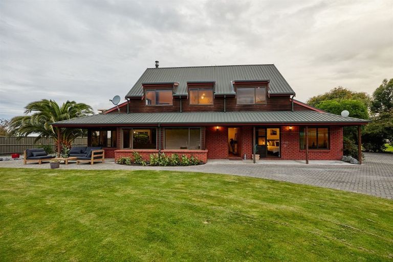 Photo of property in 61 Harnetts Road, Kaikoura Flat, Kaikoura, 7371