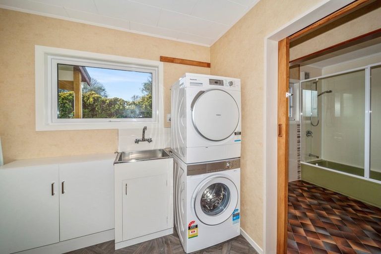 Photo of property in 54 Ketemarae Road, Normanby, Hawera, 4614