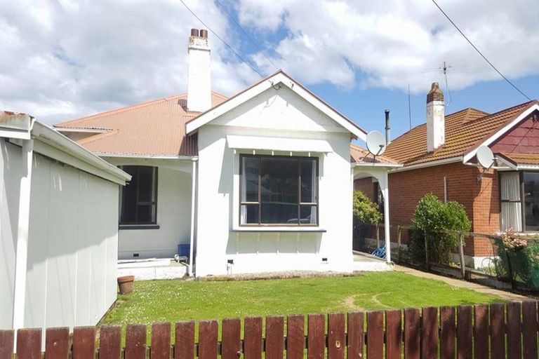 Photo of property in 8 Auld Street, Saint Kilda, Dunedin, 9012