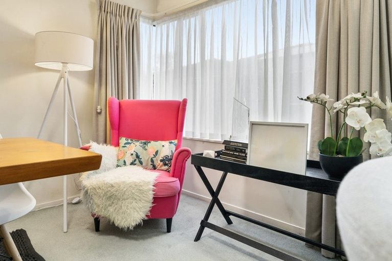 Photo of property in 2/17 Arthur Road, Hillpark, Auckland, 2102