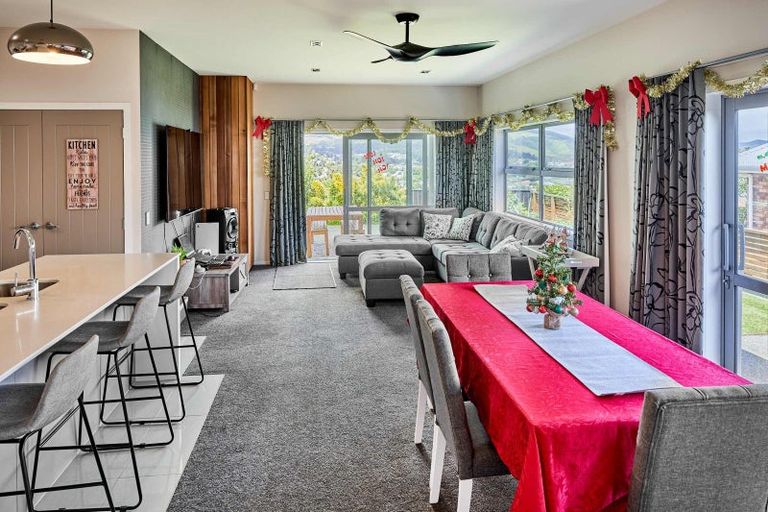 Photo of property in 25 Paparoa Crescent, Aotea, Porirua, 5024