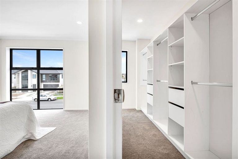 Photo of property in 51 Hikuawa Road, Flat Bush, Auckland, 2019