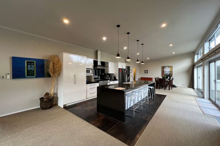 Photo of property in 20 Azure Place, Huntington, Hamilton, 3210