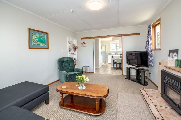 Photo of property in 84 Cameron Crescent, Masterton, 5810