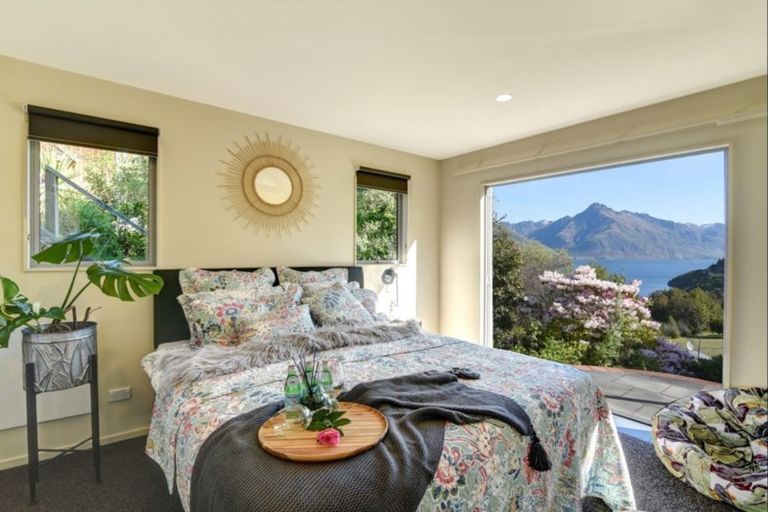 Photo of property in 14b Mckerrow Place, Sunshine Bay, Queenstown, 9300