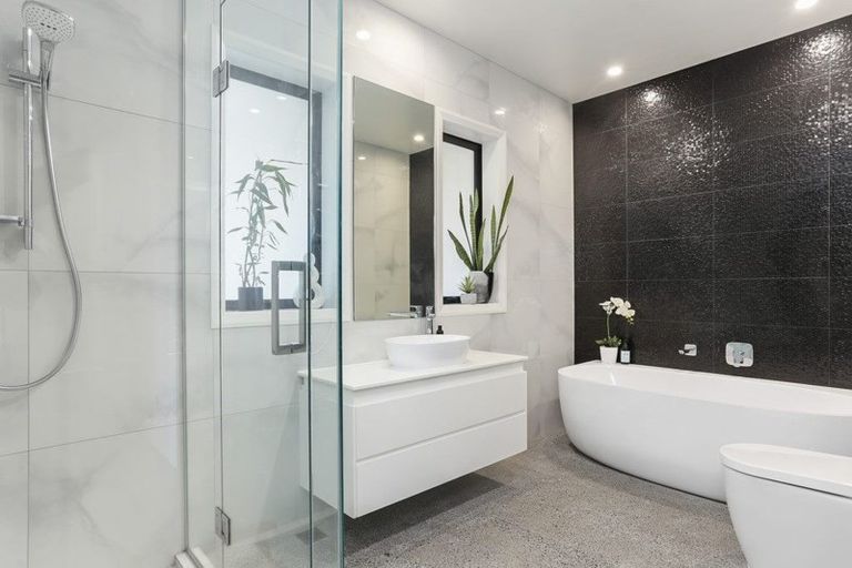 Photo of property in 57 Hawaiian Parade, Arkles Bay, Whangaparaoa, 0932