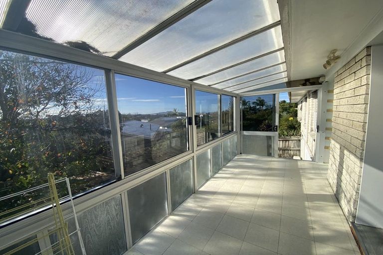 Photo of property in 1/60 Bruce Road, Glenfield, Auckland, 0629