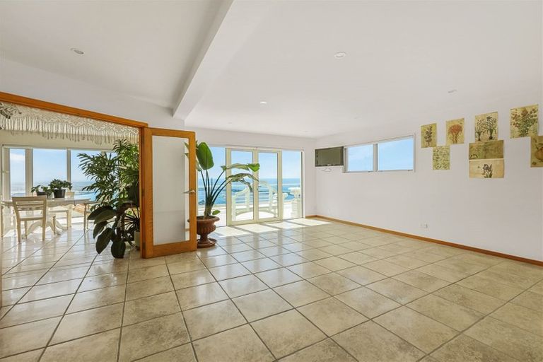 Photo of property in 7 Gardenhill Lane, Redcliffs, Christchurch, 8081