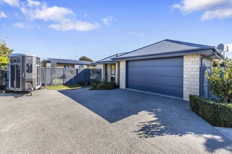 Photo of property in 10 Lightning Close, Wigram, Christchurch, 8042