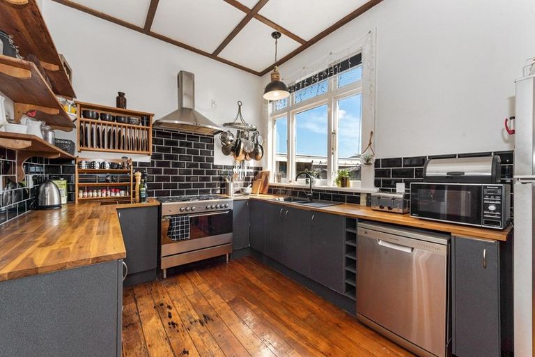 Photo of property in 202 Maeroa Road, Maeroa, Hamilton, 3200