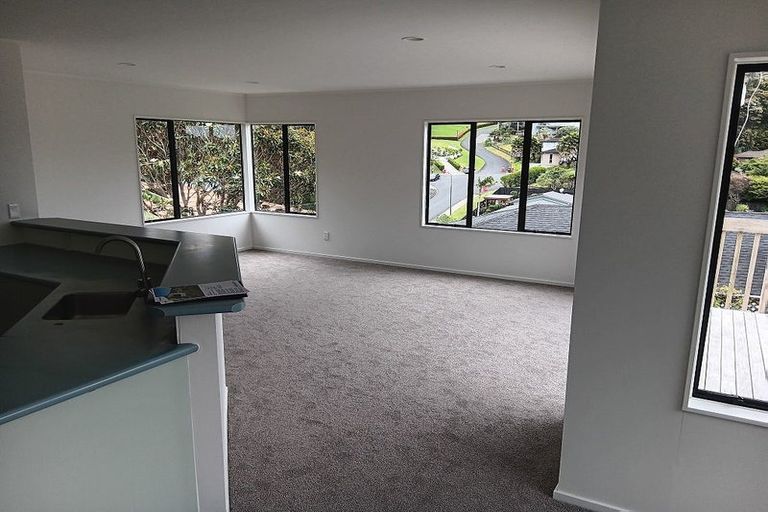 Photo of property in 14b Kestrel Heights, Arkles Bay, Whangaparaoa, 0932
