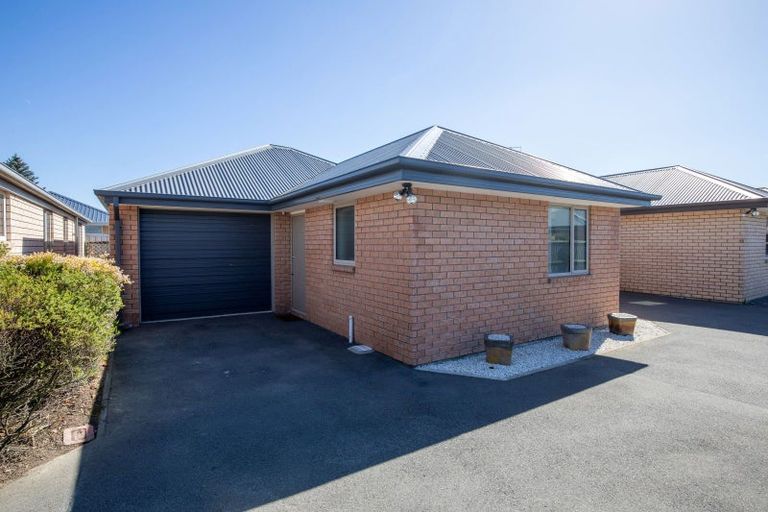 Photo of property in 8b Mortlake Street, Islington, Christchurch, 8042