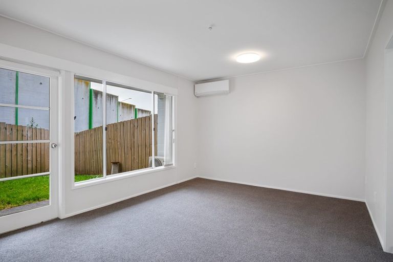 Photo of property in 34b Parr Road South, Point Chevalier, Auckland, 1025