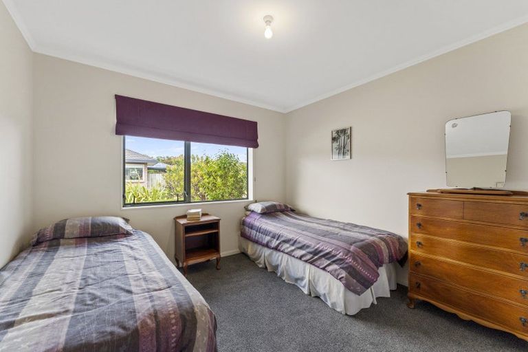 Photo of property in 9 Leigh Place, Paraparaumu Beach, Paraparaumu, 5032