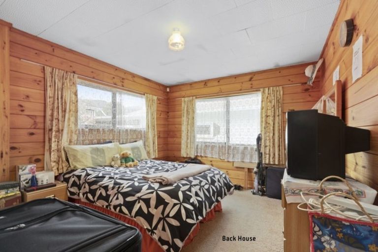 Photo of property in 43 Fleet Street, Naenae, Lower Hutt, 5011