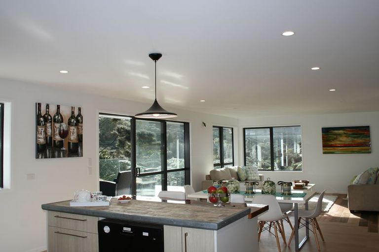 Photo of property in 12 Bendalls Lane, Oratia, Auckland, 0604