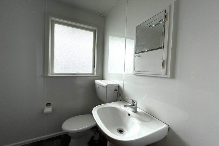 Photo of property in 805 Lawrence Street, Akina, Hastings, 4122