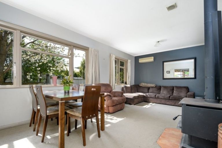 Photo of property in 31 Wairau Road, Picton, 7220