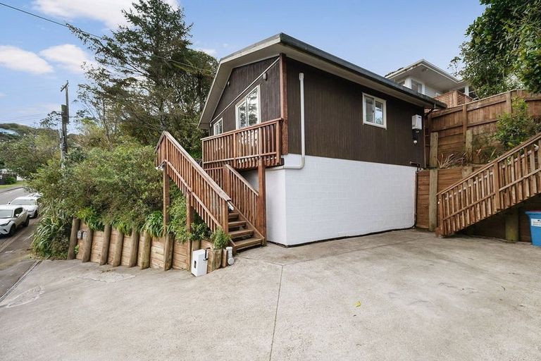 Photo of property in 61 Salford Street, Newlands, Wellington, 6037