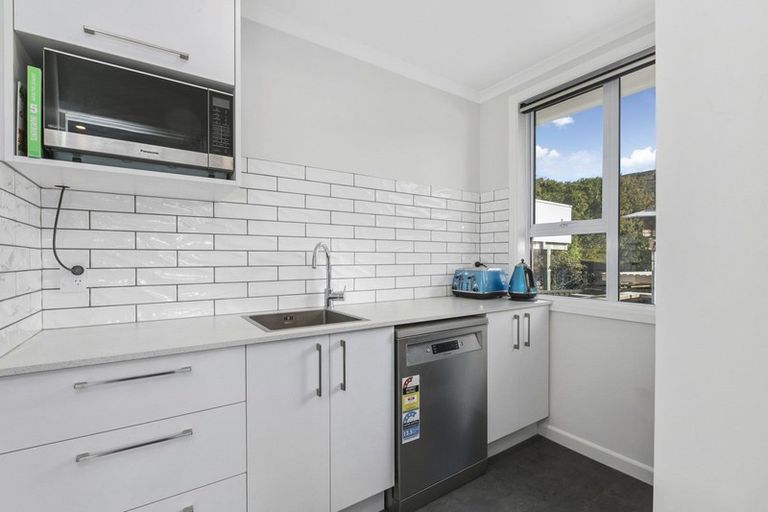 Photo of property in 10 Derwent Street, Helensburgh, Dunedin, 9010