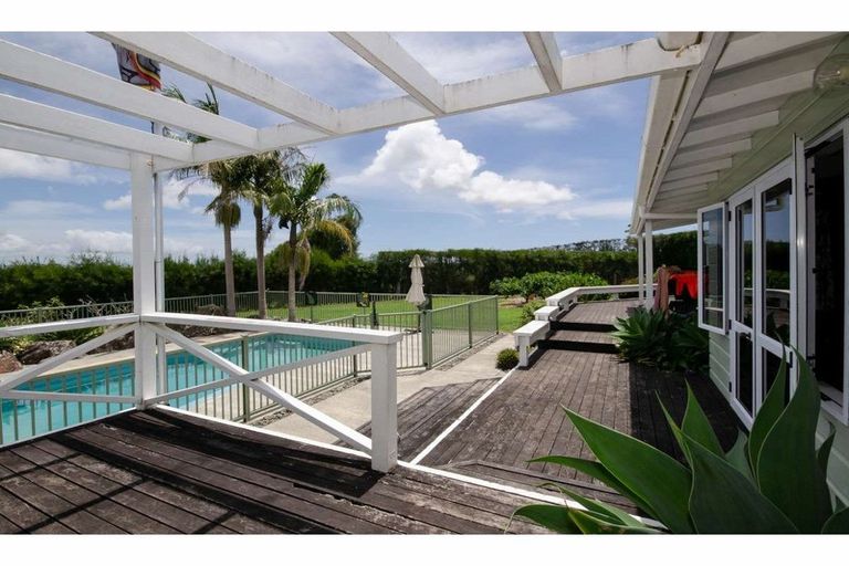 Photo of property in 581 Kerikeri Road, Kerikeri, 0293