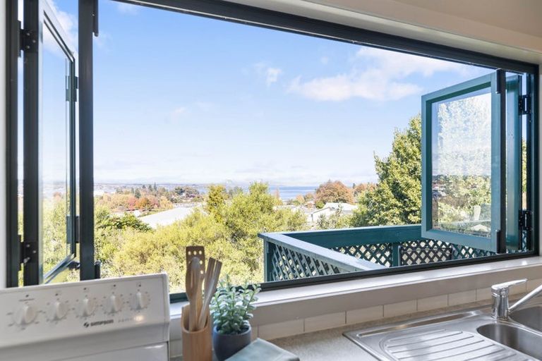 Photo of property in 21 Kaihua Road, Nukuhau, Taupo, 3330