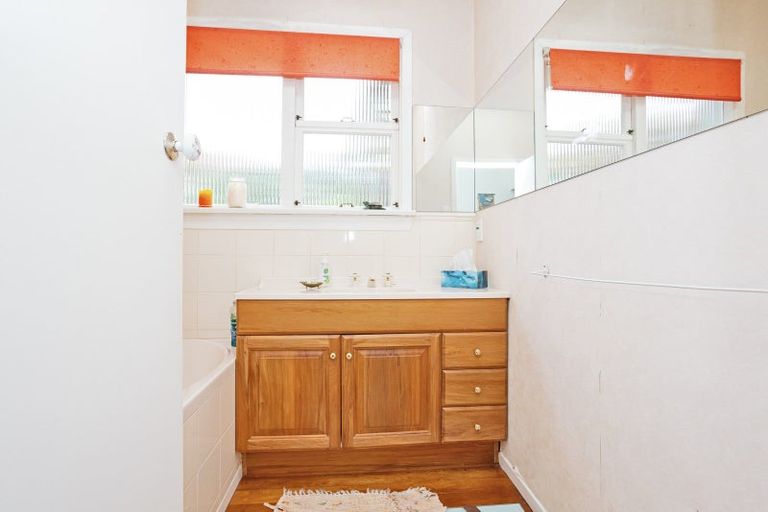 Photo of property in 15 Alice Street, Gladstone, Invercargill, 9810