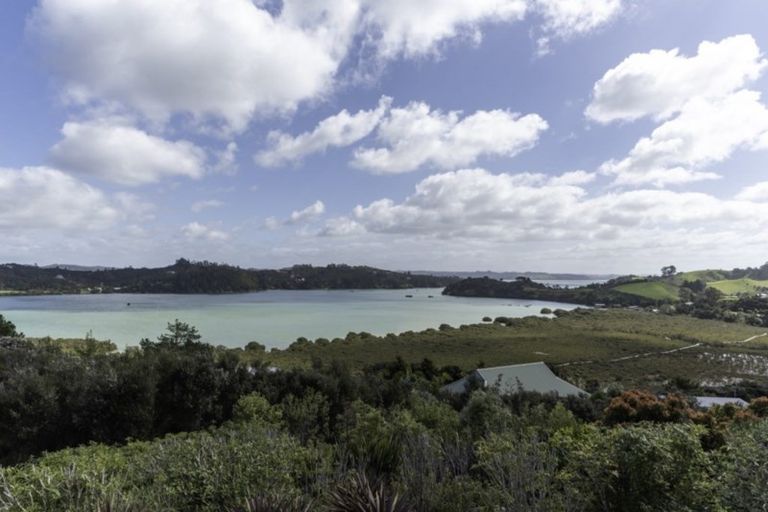 Photo of property in 9 Toi Track, Russell, 0272