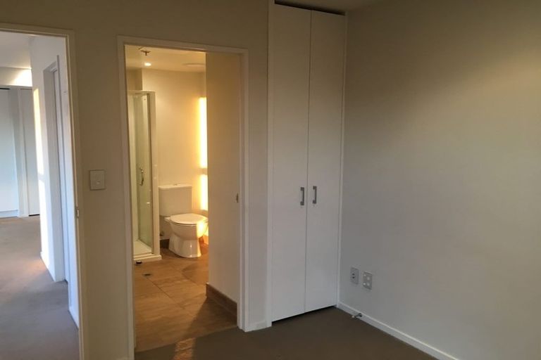 Photo of property in Soho Apartments, 1014/74 Taranaki Street, Te Aro, Wellington, 6011