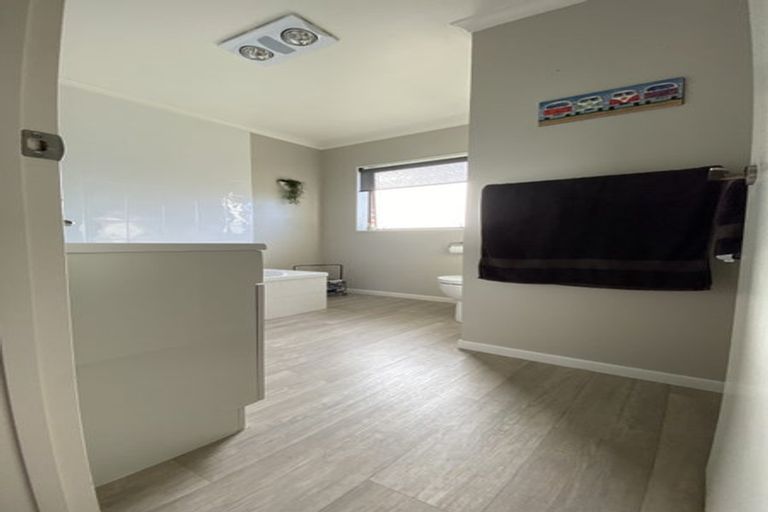 Photo of property in 25 Ngaio Place, Pukete, Hamilton, 3200