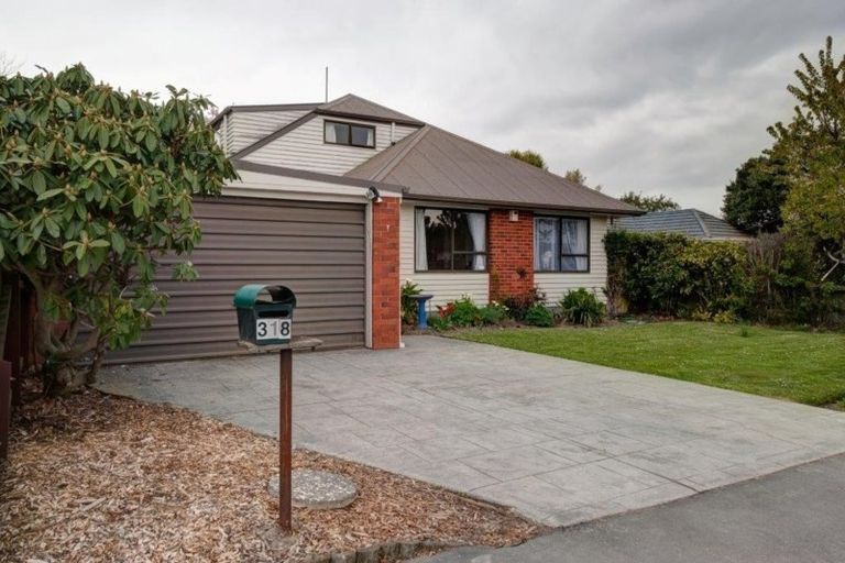 Photo of property in 1/318 Withells Road, Avonhead, Christchurch, 8042