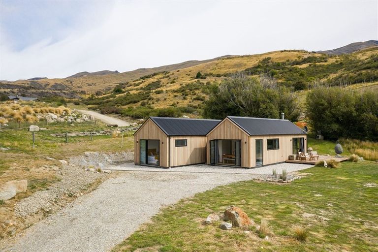 Photo of property in 2390 Cardrona Valley Road, Cardrona, Wanaka, 9382