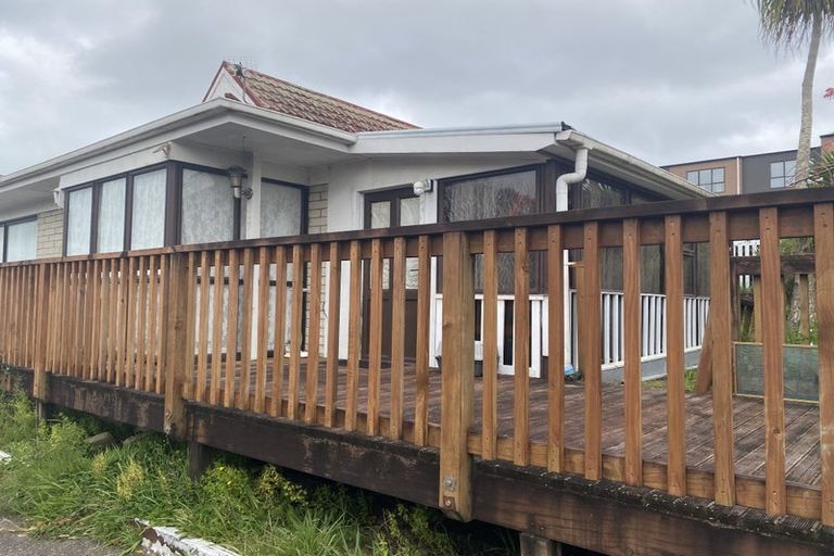 Photo of property in 56a Highland Park Drive, Highland Park, Auckland, 2010