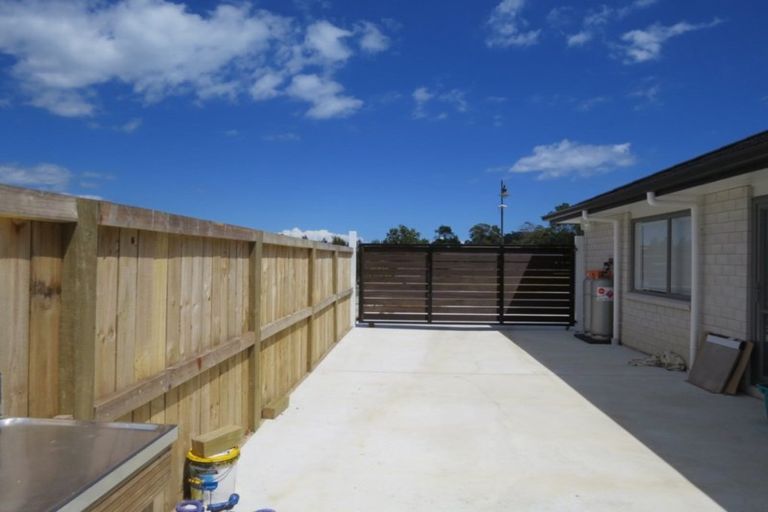 Photo of property in 44 Victoria Street, Coromandel, 3506