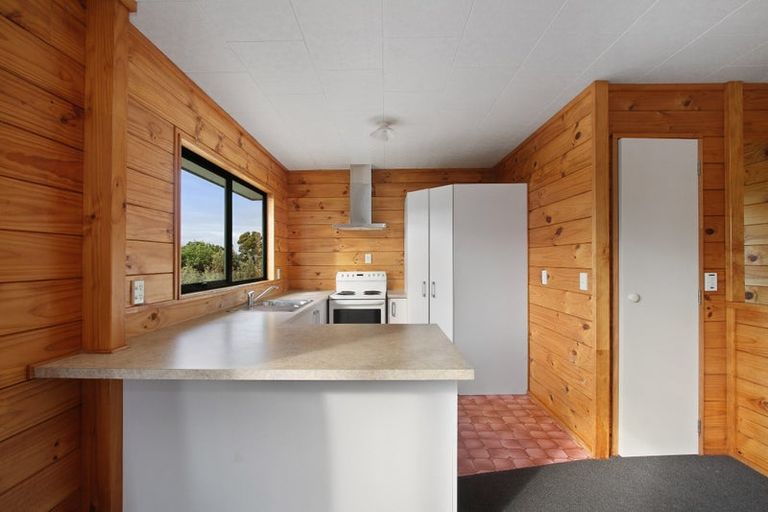 Photo of property in 33a Stevenson Road, Clarks Beach, 2122