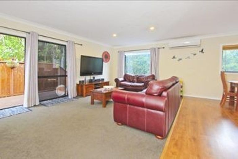 Photo of property in 1/13 Sunburst Lane, Torbay, Auckland, 0630