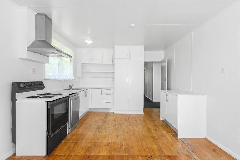 Photo of property in 7 Te Wharekaihua Grove, Turangi, 3334