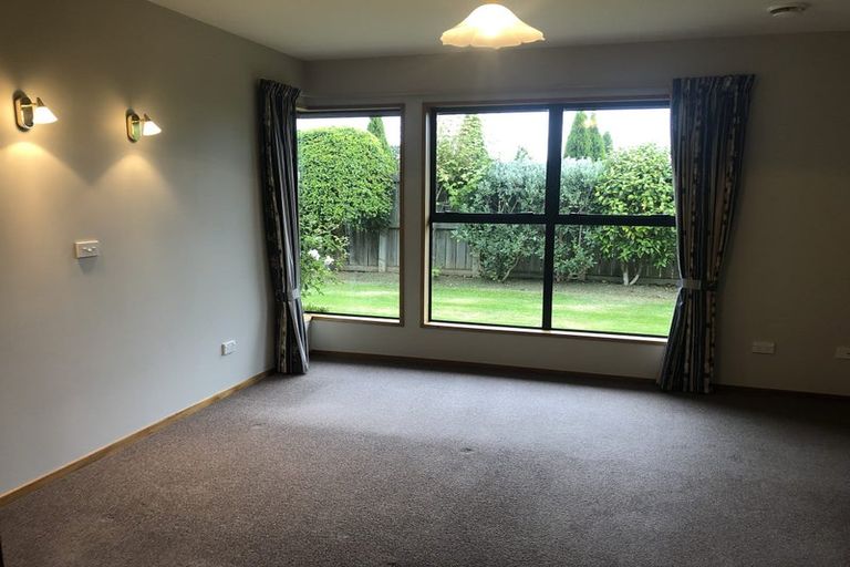 Photo of property in 107 Bush Road, Mosgiel, 9024