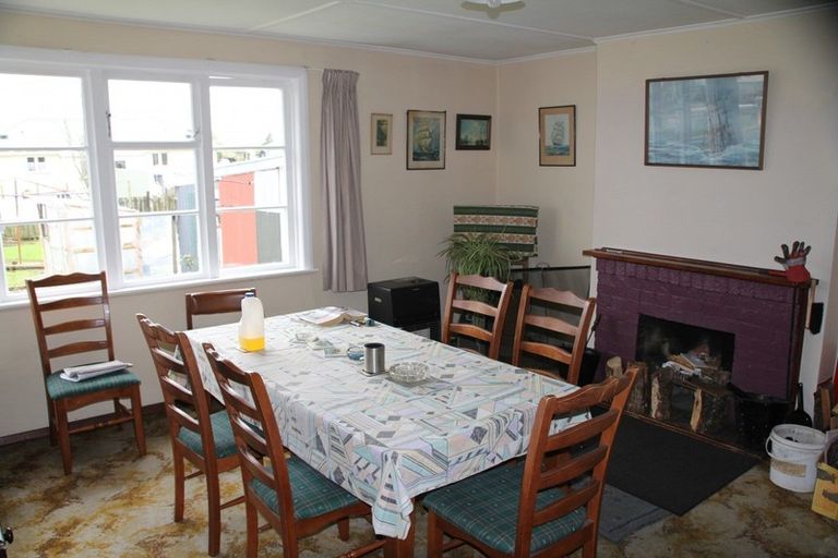 Photo of property in 43 Rintoul Street, Westport, 7825