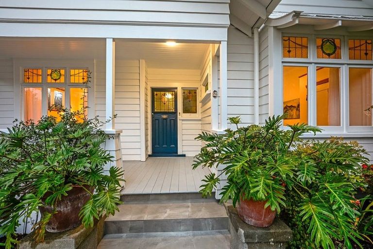 Photo of property in 59 Clarence Street, Devonport, Auckland, 0624