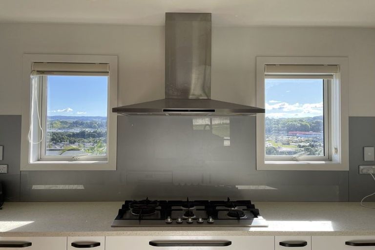 Photo of property in 24 Gyle Place, Pyes Pa, Tauranga, 3112