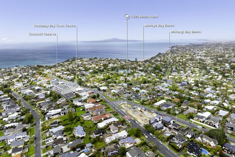 Photo of property in 1/625 Beach Road, Rothesay Bay, Auckland, 0630