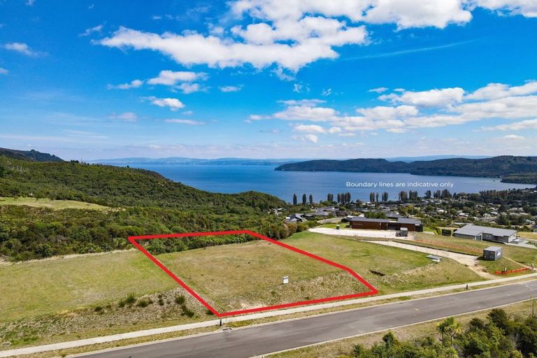 Photo of property in 21 Locheagles Rise, Kinloch, Taupo, 3377