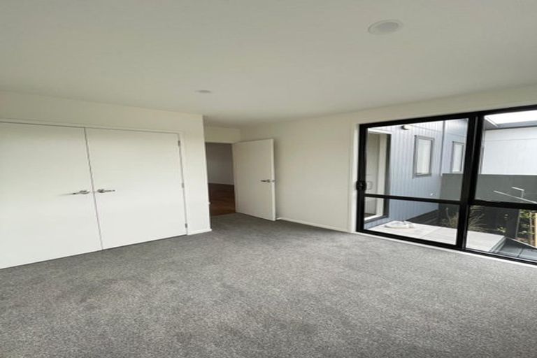 Photo of property in 25 Olearia Street, Totara Park, 2019